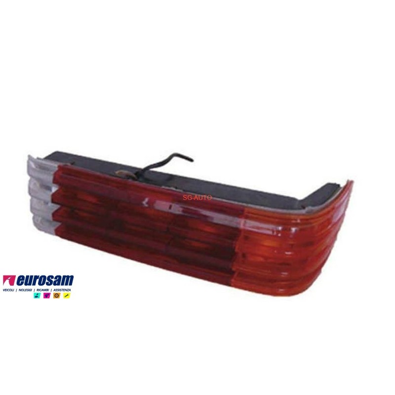FANALE COMPLETO POSTERIORE DX BUS MERCEDES 0303