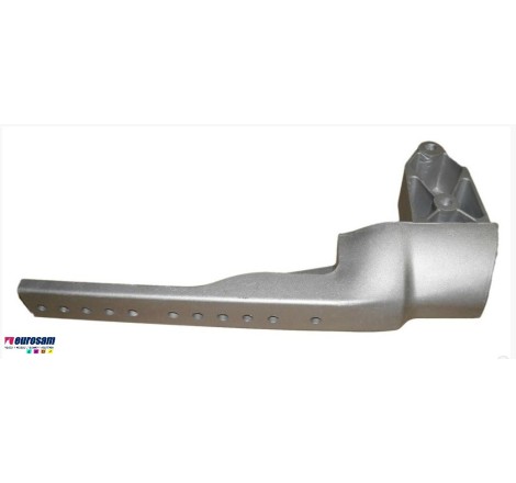 staffa paraurti dx mercedes...