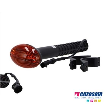 fanalino freccia dx su parafango iveco eurocargo 08-