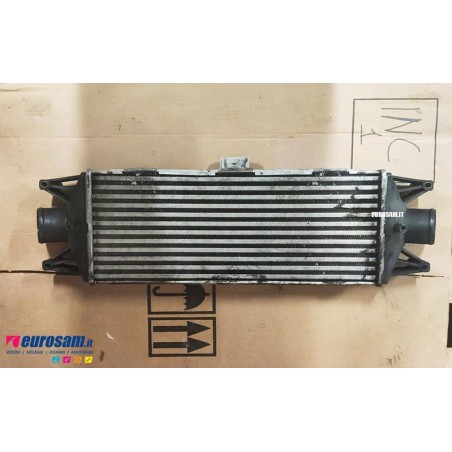 radiatore intercooler usato per autocarro iveco daily - f1ae0481
