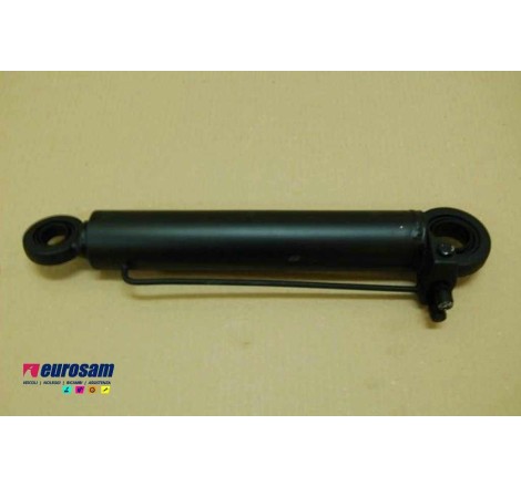 CILINDRO SOLLEVAMENTO CABINA VOLVO FL 7,FL 10,FL 12