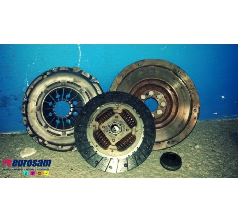 KIT FRIZIONE CON VOLANO MONOMASSA FIAT SCUDO PEUGEOT 307 CITROEN JUMPY