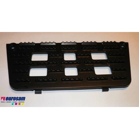 GRADINO INFERIORE PEDANA PICCOLA DX/SX MERCEDES ACTROS MP2