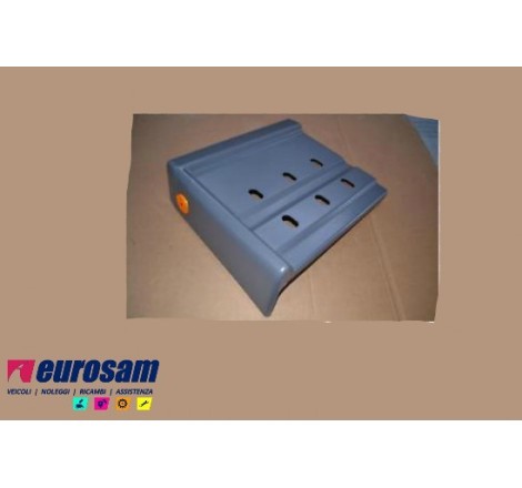 PARAFANGO ASSALE ANTERIORE DX  PARTE POSTERIORE MERCEDES ACTROS MP1